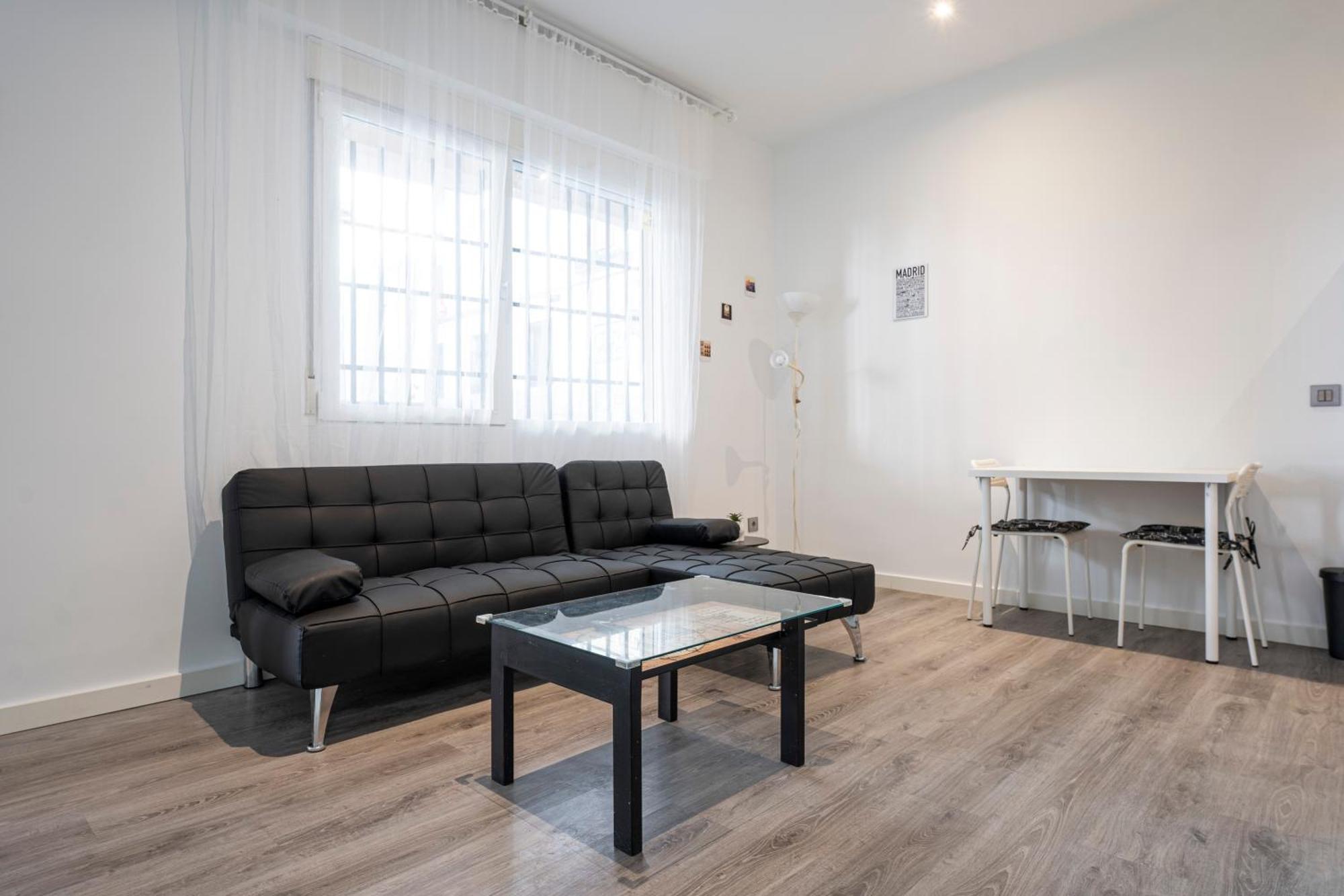 Hogar En Calle Lavapies Madrid Ngoại thất bức ảnh