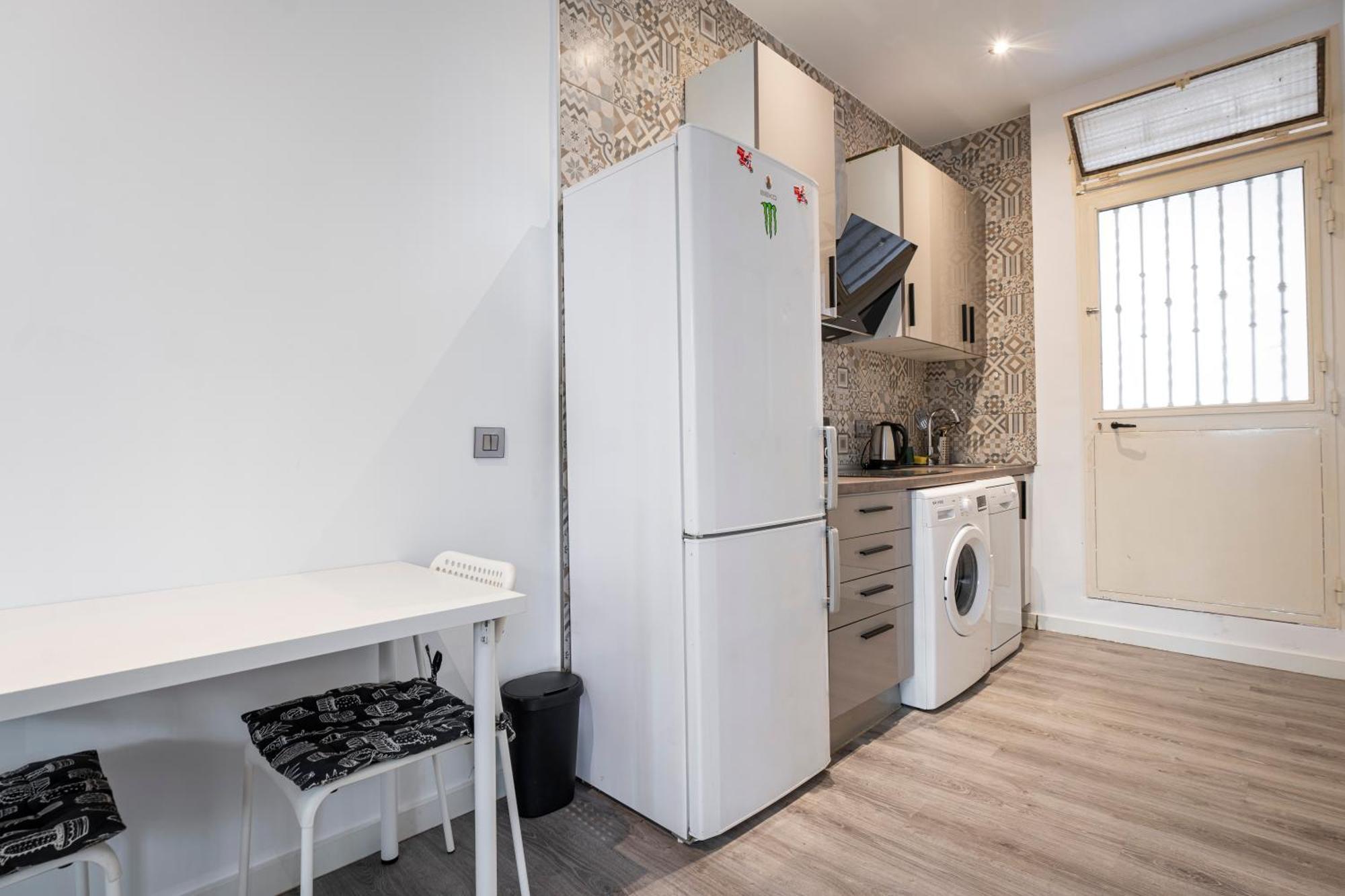 Hogar En Calle Lavapies Madrid Ngoại thất bức ảnh